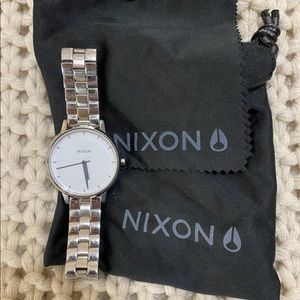Nixon Kensington stainless steel